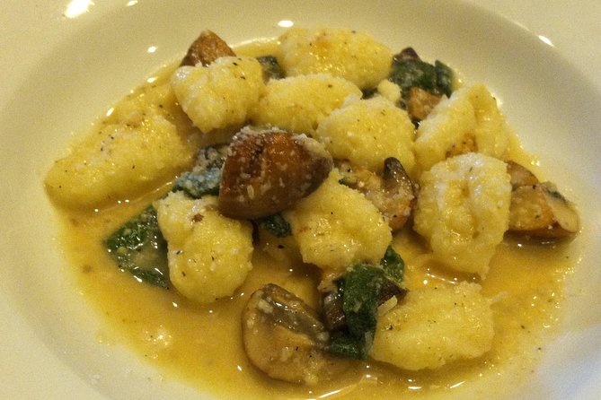Little Italy Neighborhood Food Tour of Cleveland - The cemetery stop: Garfield ties and why it shows up here