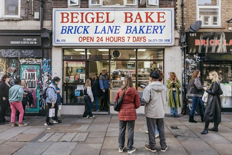 London: Brick Lane, Shoreditch & Spitalfields Food Tour - Practical Tips to Keep the Tour Comfortable