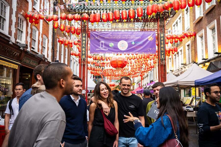 London's Best Bites: Soho & Chinatown Food Tour - Stop 1 and Beyond: How the Guide Turns Soho Into a Story You Can Taste