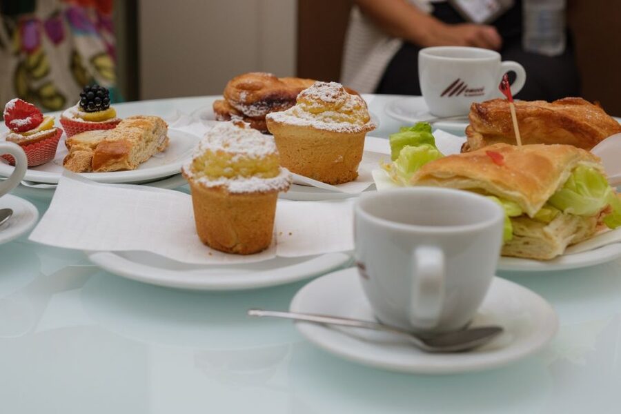 Lucca: Morning Food Tour with Snacks and Coffee - Walking the Ancient Walls: Artisan Traditions on Foot