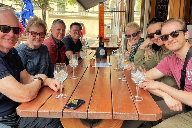 Lunch Like a Local: Munich's ORIGINAL Viktualienmarkt Food Tour - Group size, pacing, and why 15 people feels right