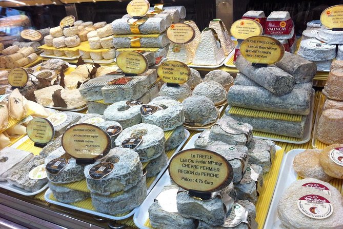 Lunchtime Food Tour of Tours - Place Plumereau: Your Launch Point for Tours