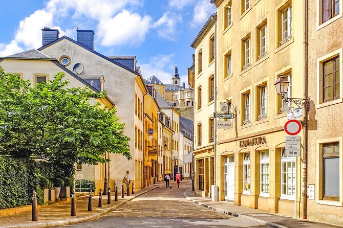 Luxembourg city walking and wine tasting tour - William Square: town hall energy and the Guillaume II statue