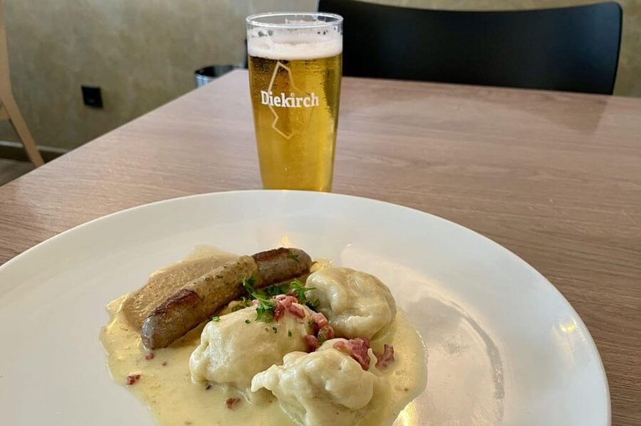 Luxembourg: Guided Food Tour with Tastings - Brasserie Guillaume: the savory middle where Luxembourg flavor shows up