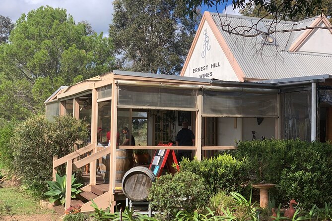 Luxury Hunter Valley Wildlife & Wine Tasting Tour from Sydney - The 7:30 am pickup: comfort matters on a 10-hour round trip