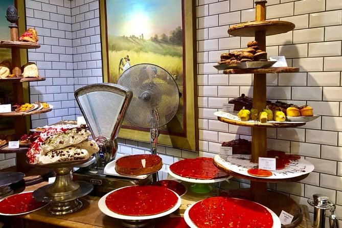 Lyon Morning Food Market Tasting Tour in Les Halles Paul Bocuse - Price and Logistics: what you should weigh before you book
