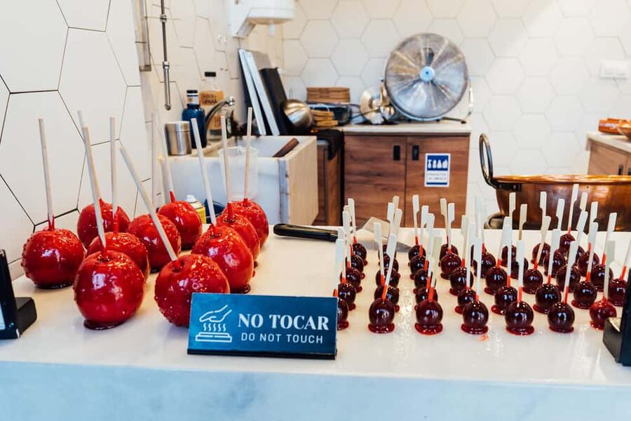 Madrid: Guided Food Tour with Tapas Tastings and Drinks - Should You Book This Madrid Tapas Tour?