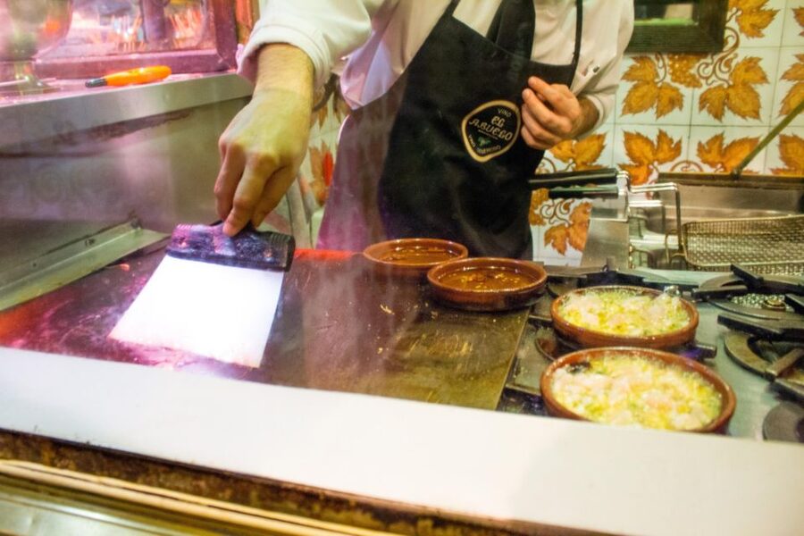 Madrid: Tapas & Wine Tasting Tour with Local Guide - What You’ll Actually Eat: 12 Tapas That Add Up to a Meal