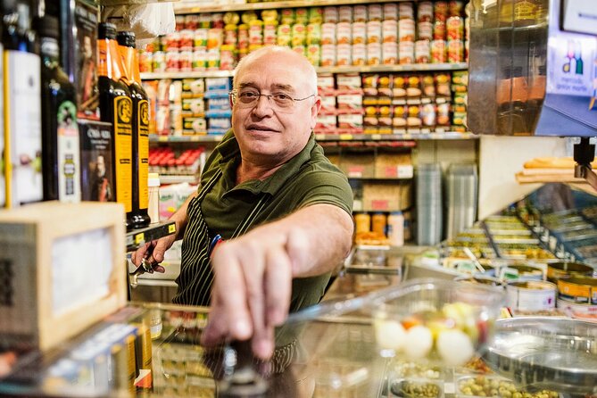 Madrid Ultimate Spanish Cuisine Food Tour - Stop 4: Casa González, Cheese, Two Wines, and a 1930s Story