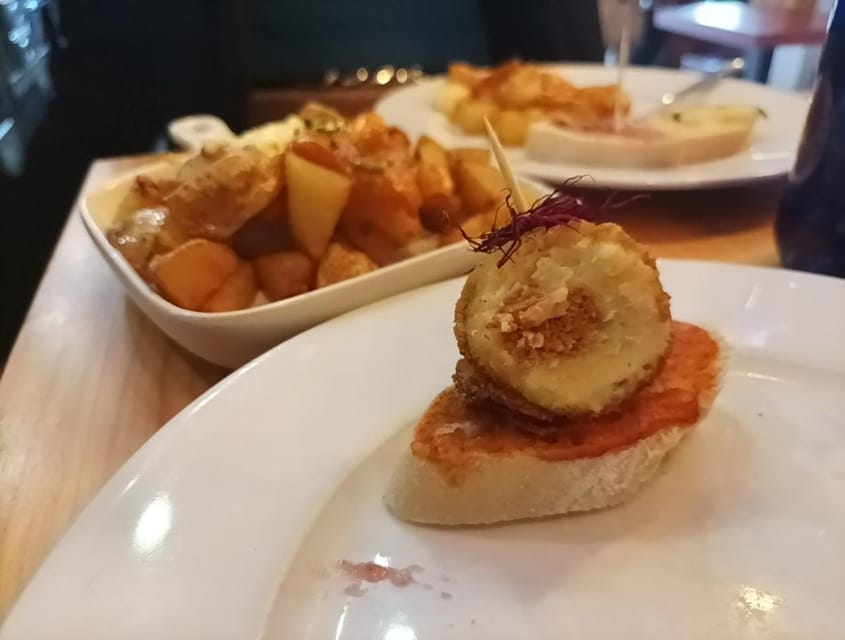 Malaga: Food Tour with Local Guide, Tapas, and Drinks - Should you book this tour?
