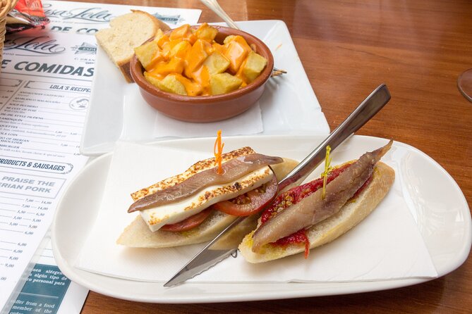 Malaga Market Food Tour: Tapas, Drinks, and Local Flavors - Key reasons to go