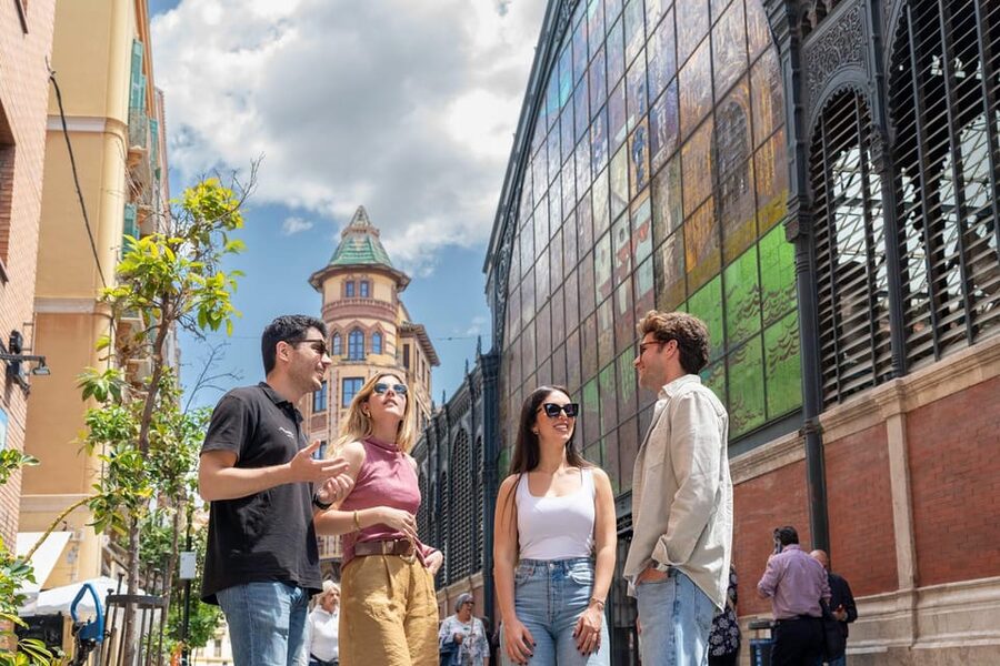 Málaga: Tapas, Wine & Rooftops Private Tour - Key highlights you’ll actually feel during the tour