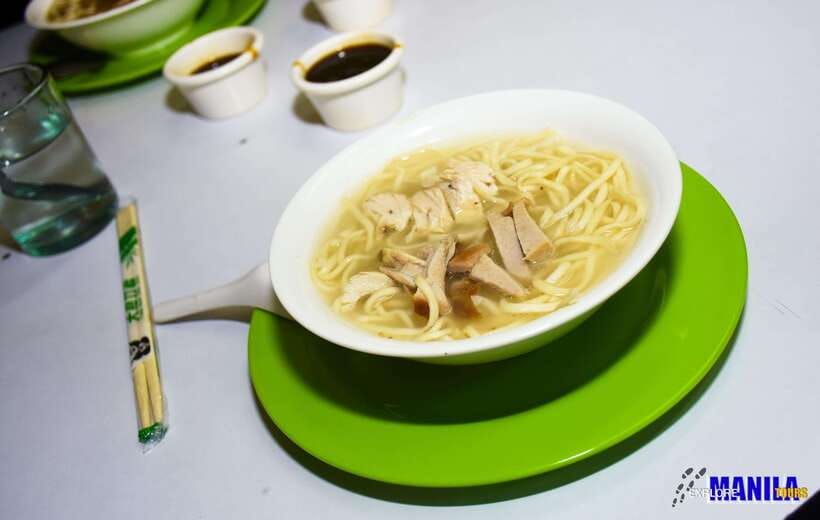 Manila: Guided Food Tour of Binondo with Tastings - Carvajal Street Lumpia: The Smell-Test Stop