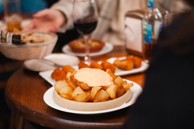 Marbella Old Town: Authentic Tapas Food Tour With Local Guide - Marbella Old Town for 2 hours: how the tapas tasting really works