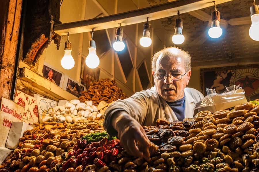 Marrakech: Jemma El Fnaa Food Tour with Dinner - Riad Zitoun Jdid: getting oriented before the real tasting starts