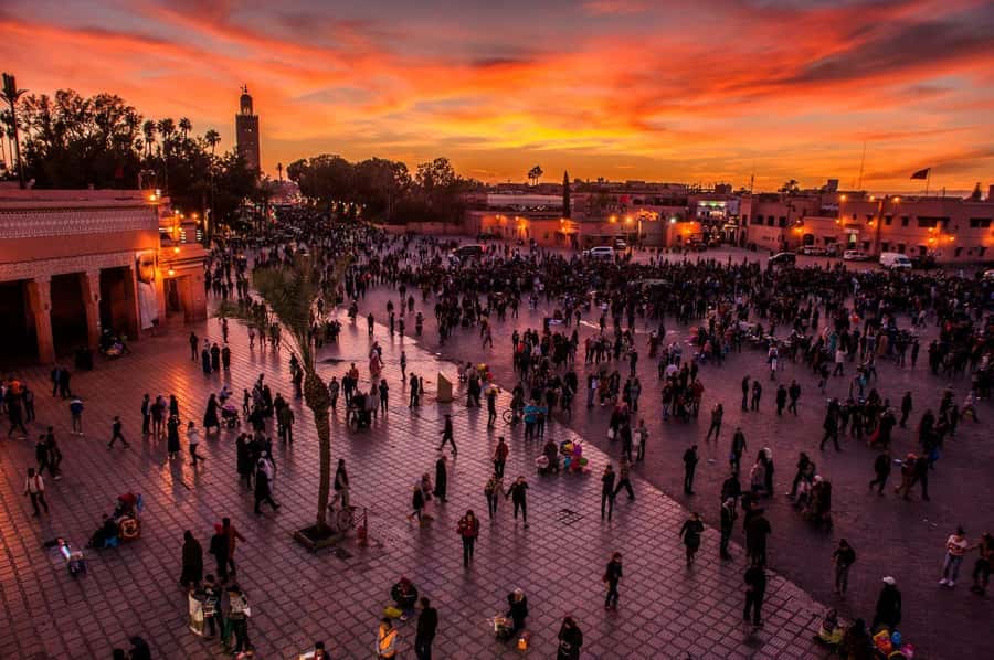 Marrakech: Jemma El Fnaa Food Tour with Dinner - The starting point: Derb Zaari or the square itself