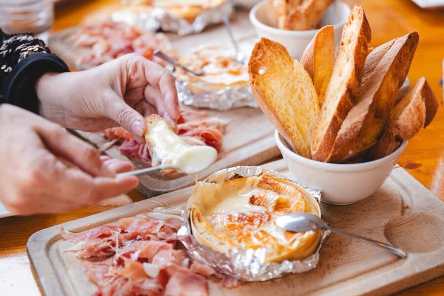 Marseille: Walking Food Tour with Full Meal - Key highlights to look for
