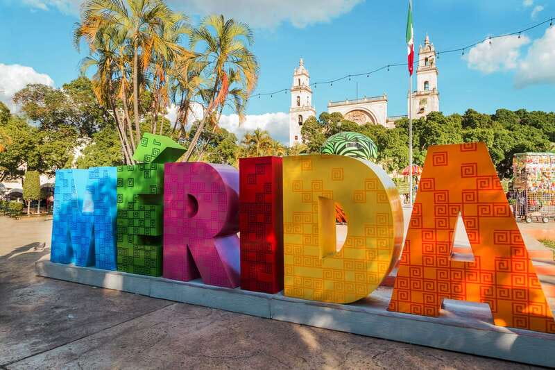 Mérida: 3-Hour Walking Food Tour - Plaza Grande meeting point and why the small group matters
