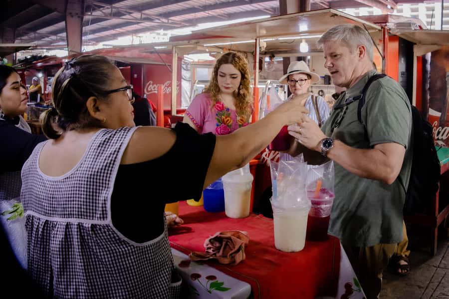 Mérida: Food tour of typical Yucatecan cuisine. - A 90-Minute Market Walk for Real Yucatecan Flavors