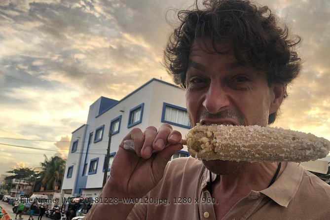 Mexican Street Food Crawl in Playa del Carmen - The 5th Avenue finish: turn tastings into a proper afternoon shopping walk