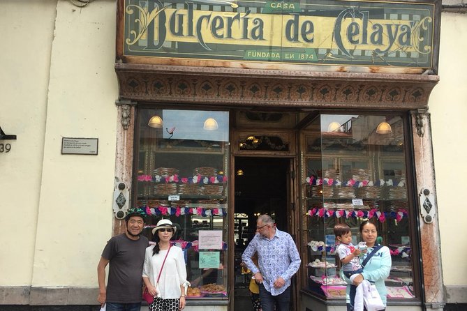 MEXICO CITY FOOD TOUR: flavors on two wheels - Guides on two wheels: safety, English, and local street smarts