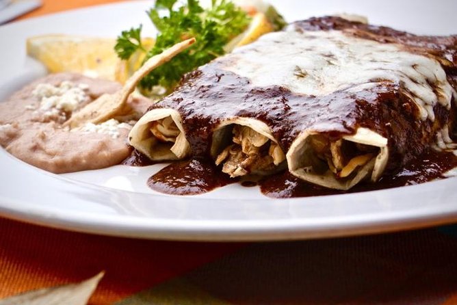 Mexico City Historical Centre Food Tour with 7 Authentic Tastings - Where You Meet on José María Pino Suárez and How the Walk Feels