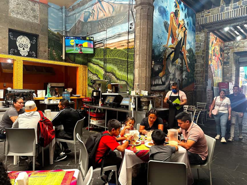 Mexico City: Old Town Food Tour of 7 Tastings & Secret Dish - Drinks and pacing: how to plan your appetite without ruining your day