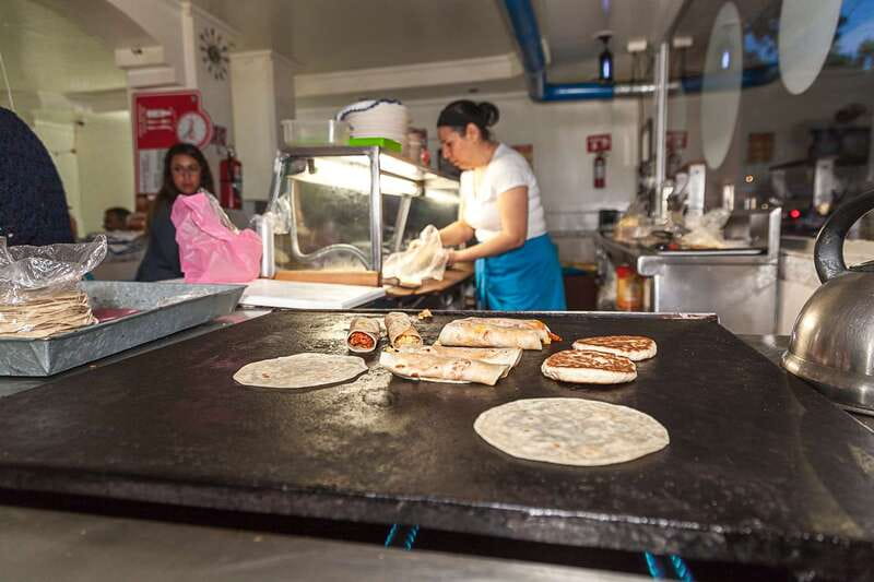 Mexico City: Tacos & Mezcal Night Food Tour - Taco Night Highlights You’ll Actually Feel