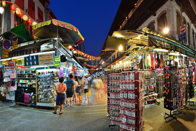 Michelin Premium Food Tour with Hawker Centre & Chinatown Tour - Comfort and practical considerations (before you get there)