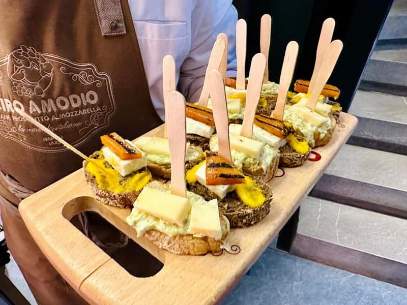 Milan: Delicious Food Tour and City Center Sightseeing - Piazza Mercanti and the Roman Circus: How to Look at Milan While Snacking