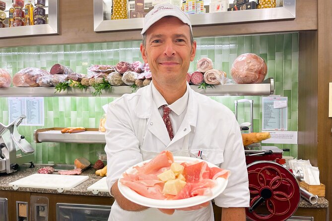 Milan Food Tasting Tour of Hidden Gems (Small Groups) - Stop 3: Italian Ham and Cheese in an Actual Charcuterie Moment
