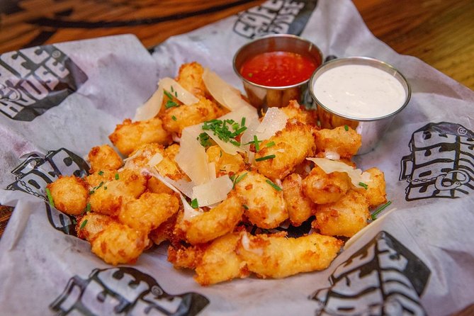 Milwaukee Food Tour with 5 Local Favorites Tastings & Secret Dish - Sweet Finale and the Secret Dish: The Fun Payoff