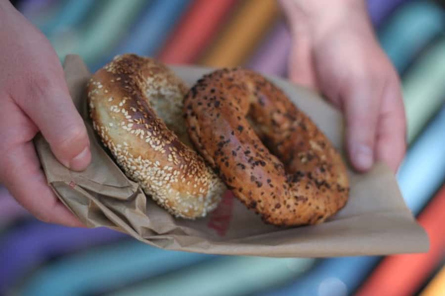 Montreal: Mile End District Food Tour with 8+ Tastings - Starting in Mile End: 5170 St Laurent and the walk vibe