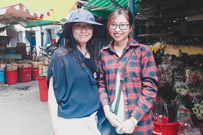 Morning Saigon Unseen+Street Food Tour with Ao Dai Riders Option - Ho Thi Ky Flower Market: Where Saigon Buys Its Color