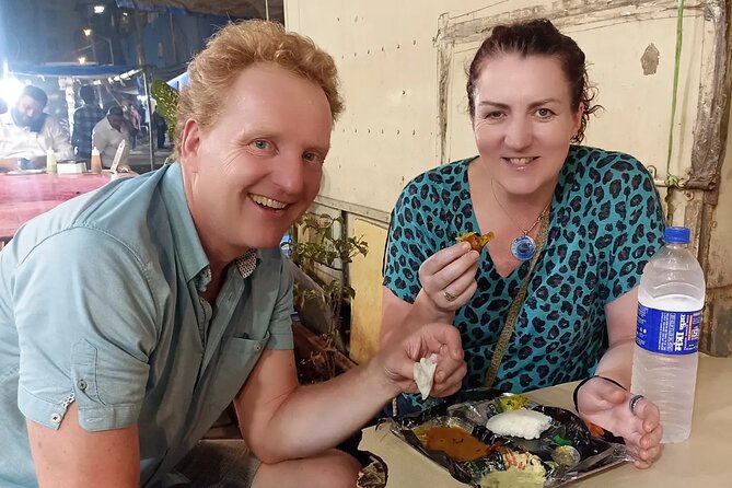 Mumbai Street Food & Bazaar Tour with Local Transport - Minara Masjid: tasting near a historic mosque