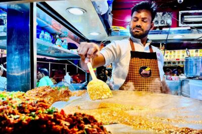 Mumbai: Street Food Tour - Chowpatty Beach at Girgaon: vegetarian street food plus sunset air