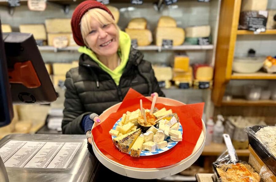 Munich: Old Town Food Tour with 10+ Tastings, Beer & Pretzel - The Leberkäse Street-Food Stop: Munich’s Favorite Takeaway-Classic