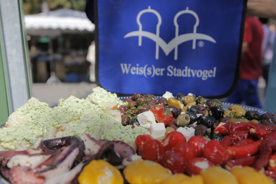 Munich: Viktualienmarkt Food Tasting Tour in German - What’s actually on your tasting menu