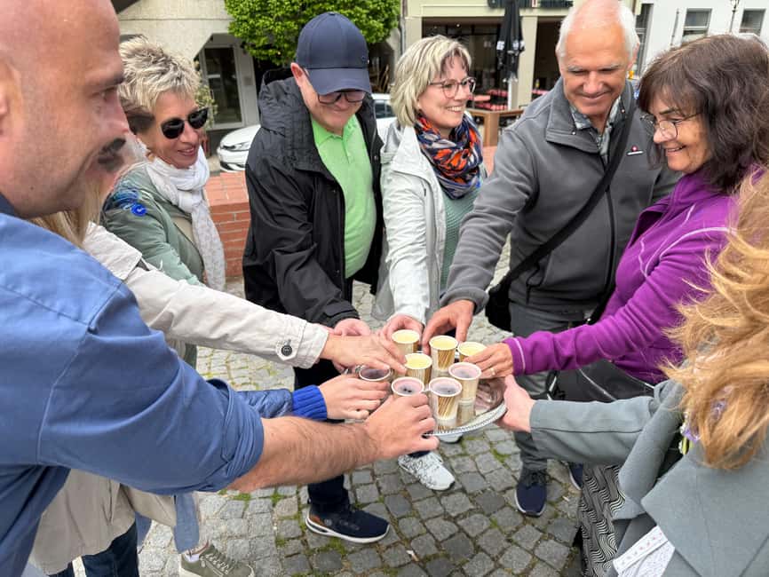 Munich: Viktualienmarkt Food Tasting Tour in German - Price and value: $647 per group up to 5