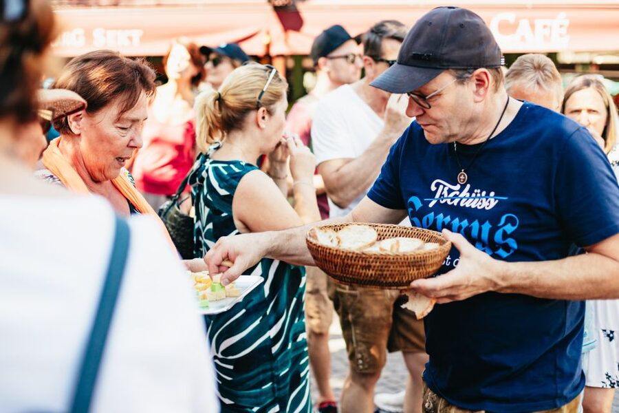 Munich: Viktualienmarkt Food Tour - Timing and pacing: how not to get overwhelmed