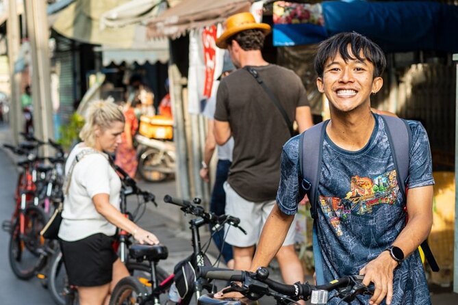 Must-Try: Hidden Bangkok Bike and Food Tour - Somdet Chao Phraya: street food to wake up your appetite
