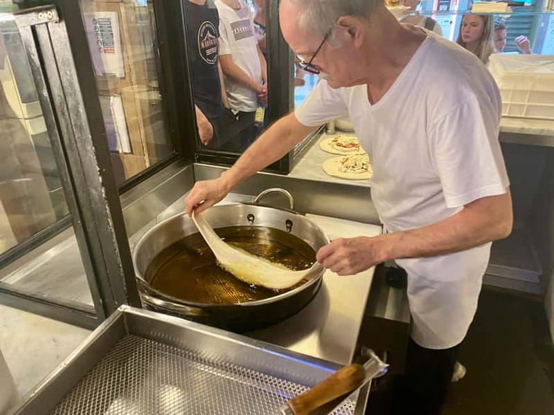 Naples: Old City Center Street Food Tour with Spritz - Limoncello and spritz tasting: the Naples finishing move