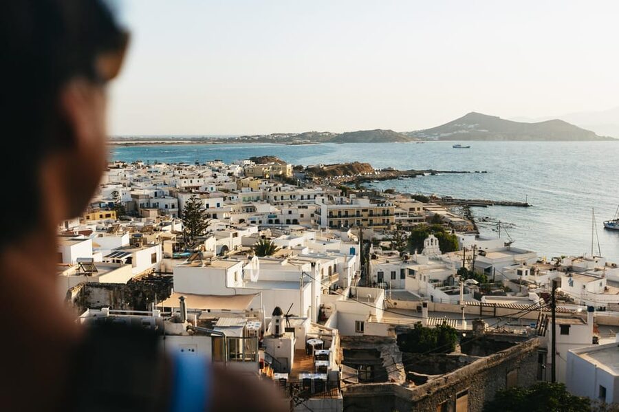Naxos: Naxos Town Food Tour with Tastings and Wine - Olive Oil at a Medieval-Style Cellar: Tasting Beyond the Hype