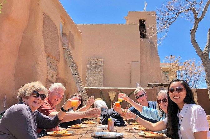 New Mexican Flavors Food Tour of the Santa Fe Plaza - Drinks, margaritas, and dessert: included pairings that don’t feel like a gimmick