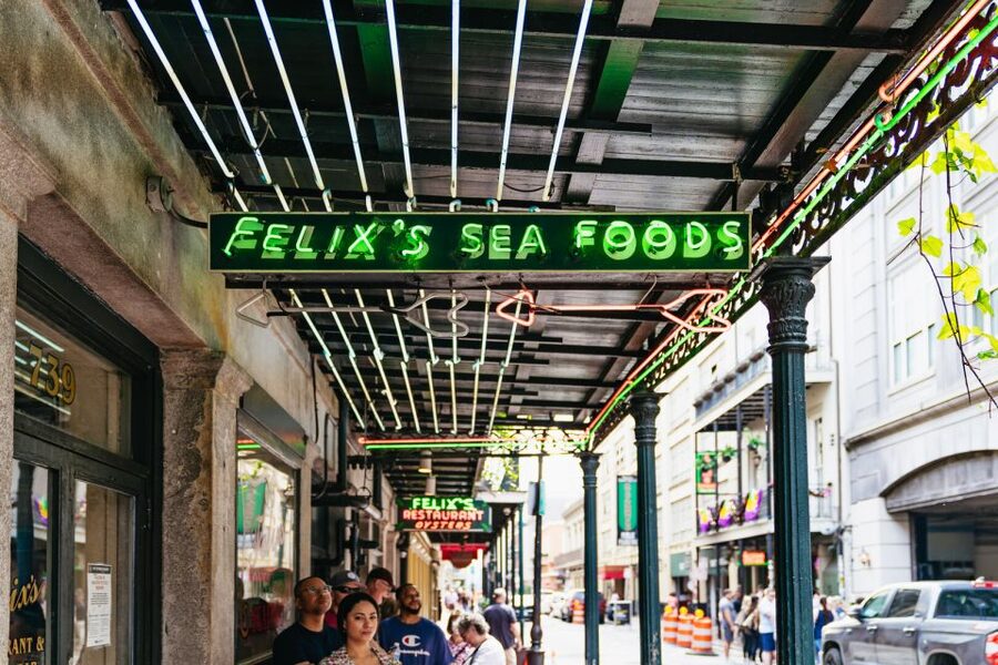 New Orleans: French Quarter Food Tour with Tastings - Who should book this French Quarter food tour