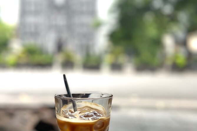 Ngon ngon & Authentic Hanoi Food Tour - Vegetarians and fruit: how the tour keeps you included