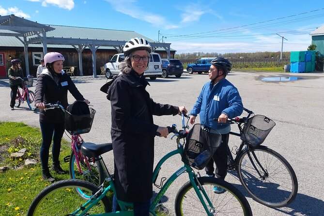 Niagara-on-the-Lake Cycle and Wine-Tasting Tour with Optional Lunch - The winery route: how the day stays organized (and not rushed)