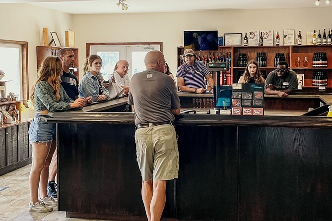 Niagara-on-the-Lake Cycle and Wine-Tasting Tour with Optional Lunch - Stop structure: what you’ll do at each tasting spot