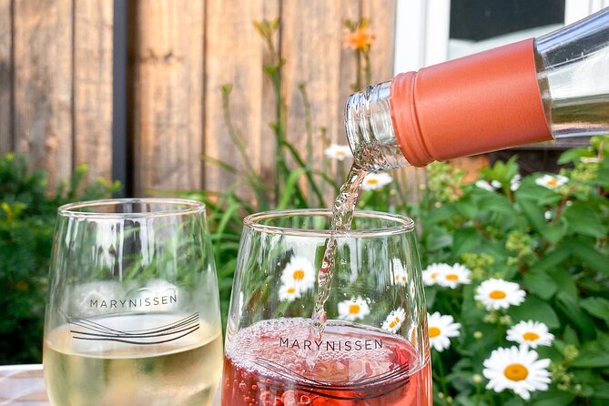 Niagara-on-the-Lake Cycle and Wine-Tasting Tour with Optional Lunch - Jackson Triggs and the Canadian variety angle