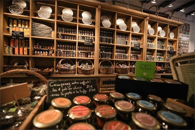 Nice Small-Group Walking Food Tour with Local Specialties & Wine Tasting - Why a walking food tour fits Nice so well